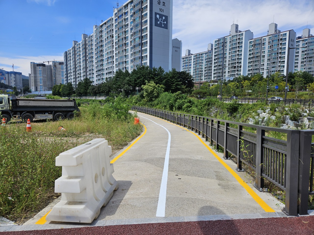 3695294320_Nuzfrj29_0f9539e4dca1286b6c97c2f09cfecc7051ecba11.jpg 이미지크게보기